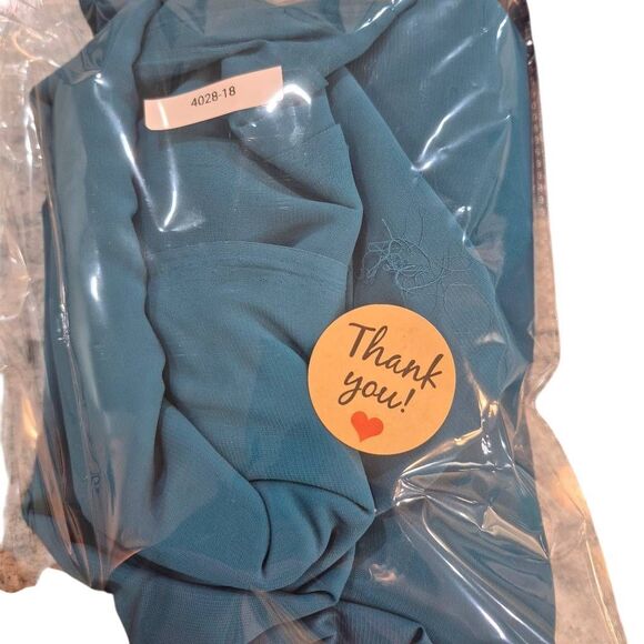 Fabric, Aqua Polyester Crepe, 45" x 5 yds - Picture 2 of 3